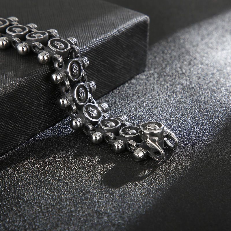 ​   신상품 남성용 티타늄 스틸 해골 팔찌 - 대담한 - Streetwear Brand Jewelry 리뷰 및 가격