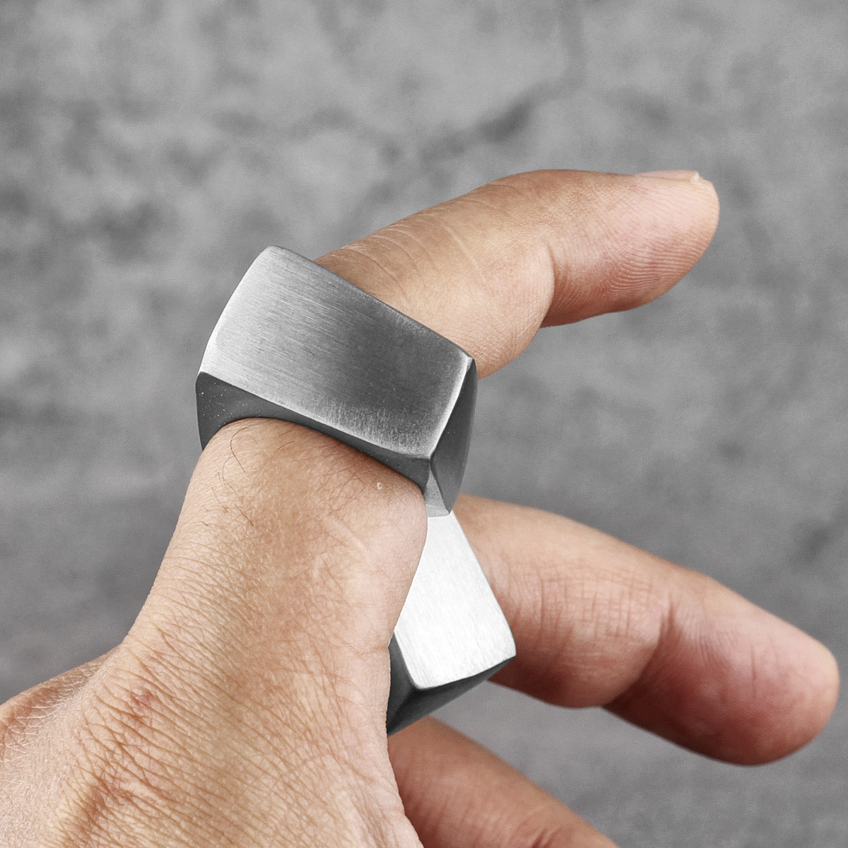 왜곡 된 공간 과장 Heavry 스테인레스 스틸 망 반 - Chrome Hearts Ring 리뷰 및 가격
