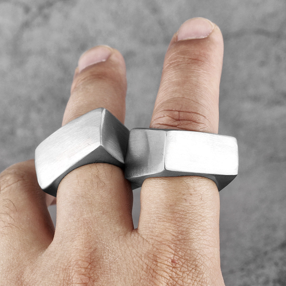 왜곡 된 공간 과장 Heavry 스테인레스 스틸 망 반 - Chrome Hearts Ring 리뷰 및 가격