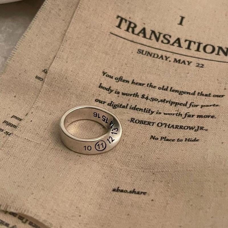 Mobius 불규칙한 트위스트 번호 반지 여자 무한 루 - Chrome Hearts Ring 리뷰 및 가격